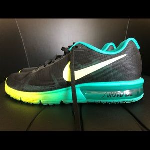 Nike Air Max Sequent Sneakers
